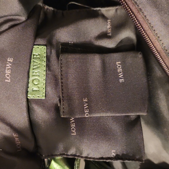 Loewe Metallic Green Leather Napa Aire Handbag - Picture 13 of 16